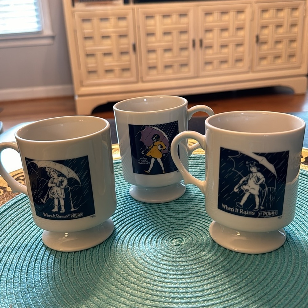 Vintage Morton Salt Pedestal Coffee Cups - set of 3 - Picture 2 of 5